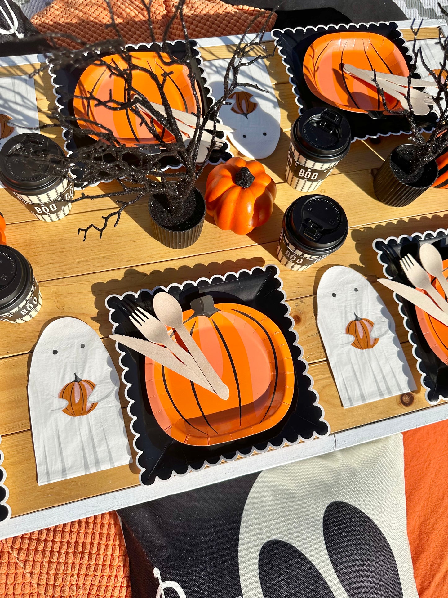 Picnic in a box, Halloween Party Supplies, Boo Party Theme